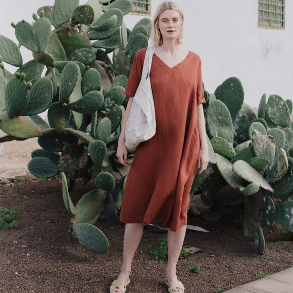 Not Perfect Linen Berlin Oversized Dress - Picture 1 of 5